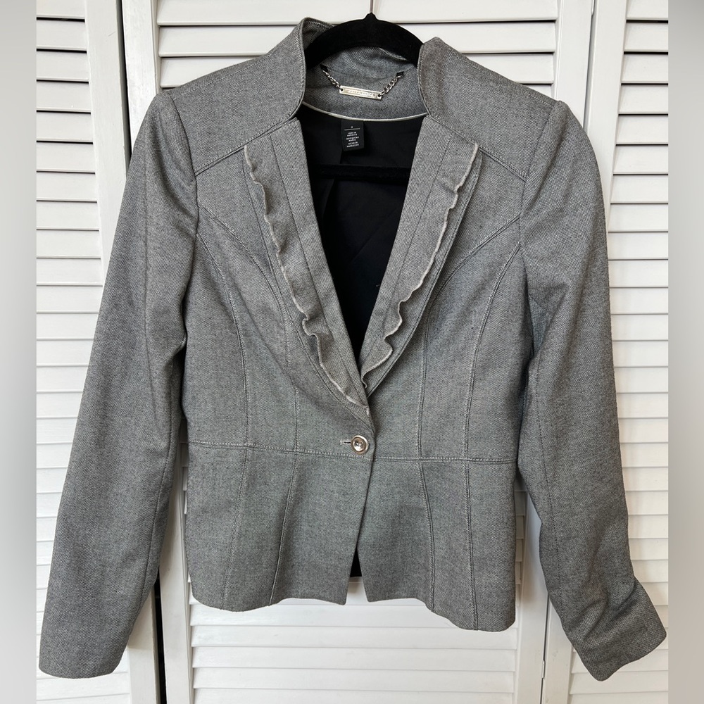 White House black market gray ruffled blazer. Size 0. Worn once, like new!